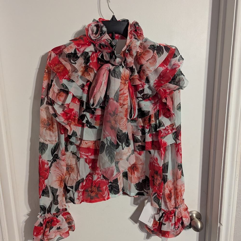Chic Floral Chiffon Blouse - Red and Black